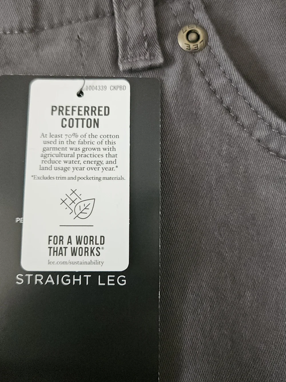 Lee Extreme Motion Men's Relaxed Straight Denim Pants Gray 38W Stretch